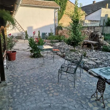 Appartement Somborski Salas - Strogi Centar