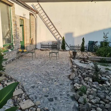 Somborski Salas - Strogi Centar