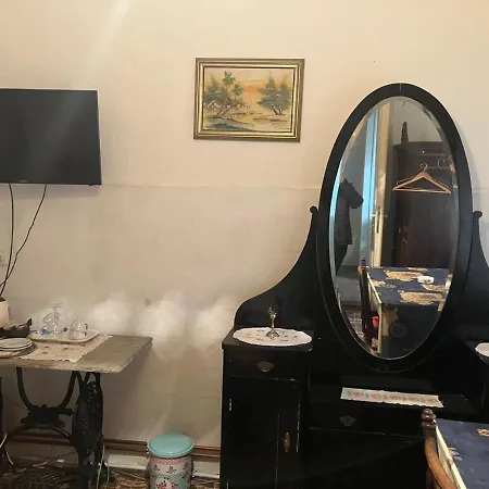 Somborski Salas - Strogi Centar Apartment