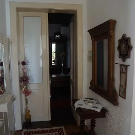 Somborski Salas - Strogi Centar Apartment