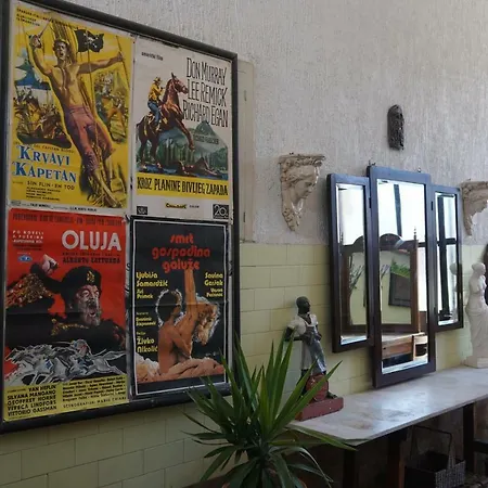 Somborski Salas - Strogi Centar *