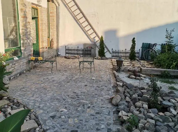 Somborski Salas - Strogi Centar