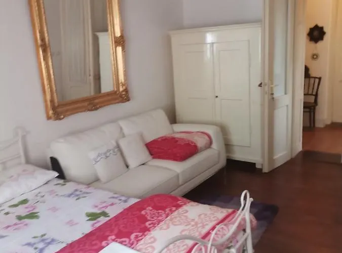 Lejlighed Somborski Salas - Strogi Centar *