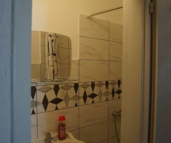 Somborski Salas - Strogi Centar Lejlighed *