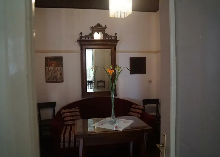 Somborski Salas - Strogi Centar Lejlighed